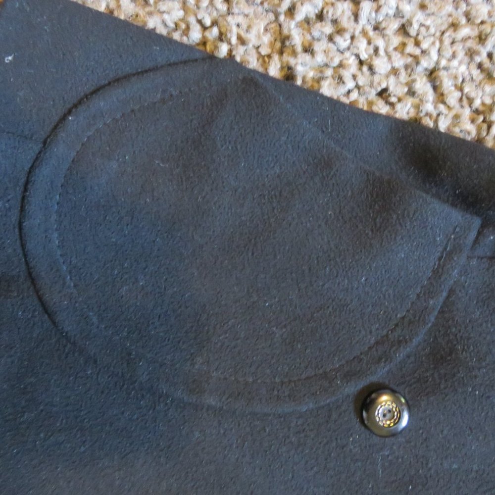 Black jacket - Picture 2 of 6